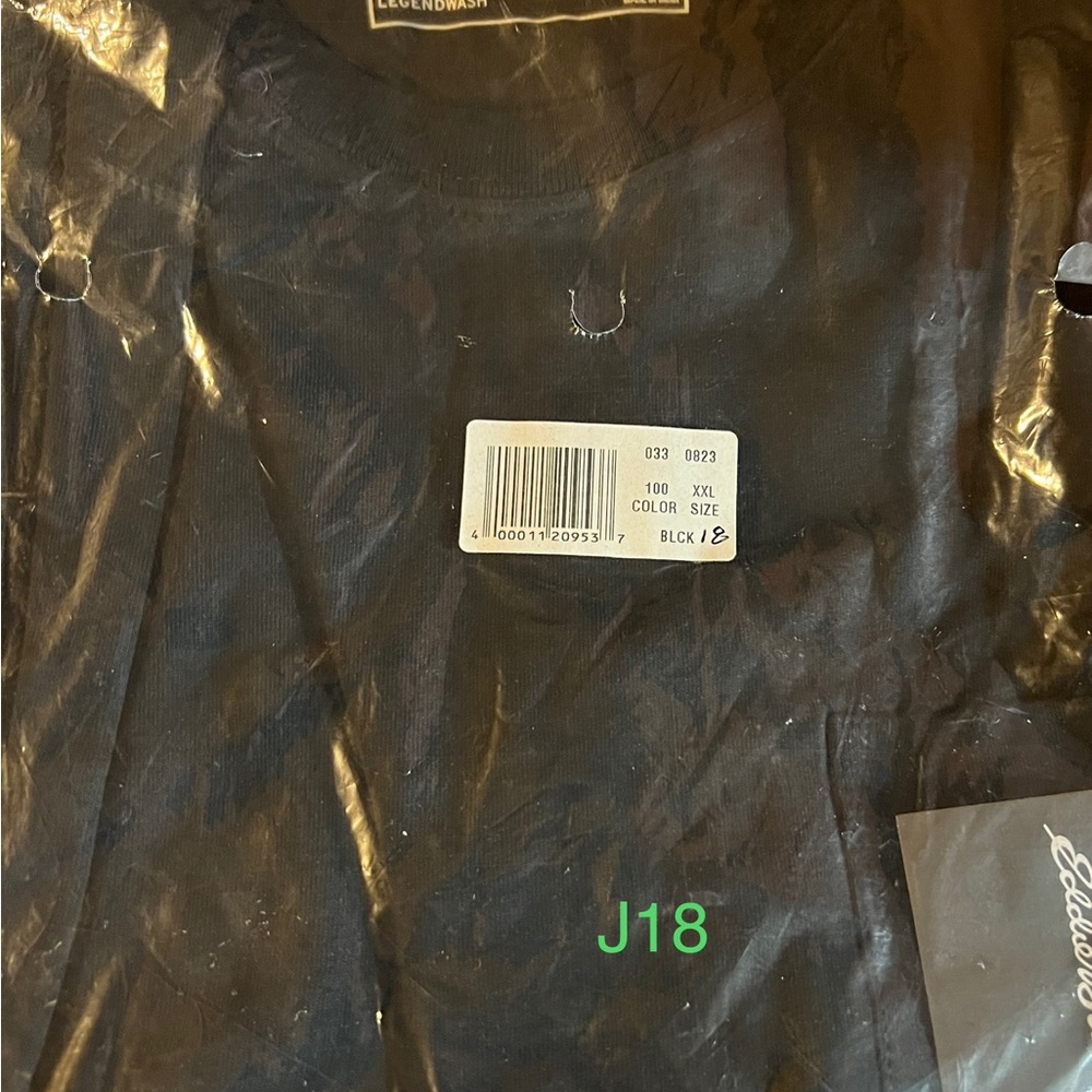 J18 Eddie Bauer Short Sleeve Men’s Legend Wash Pocket T Black 2XL NWT